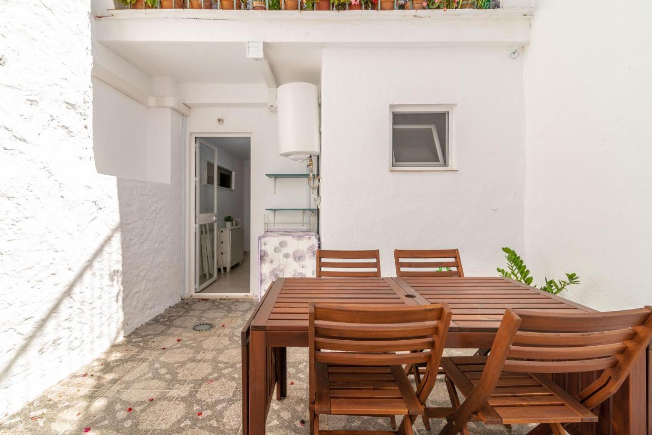 Lovely Cozy 2-Bedroom Residential Home With Patio เบนัลมาเดนา ภายนอก รูปภาพ