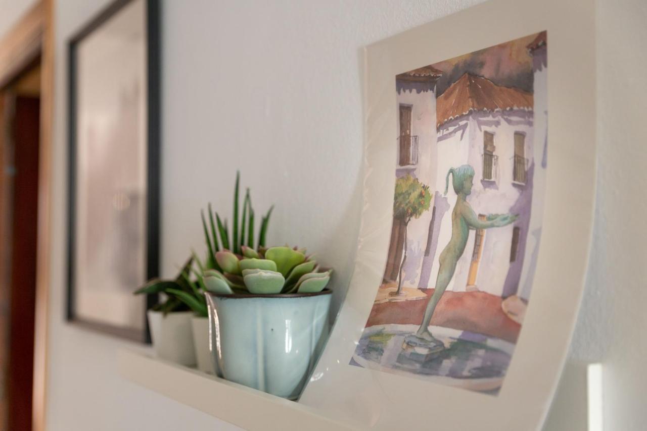 Lovely Cozy 2-Bedroom Residential Home With Patio เบนัลมาเดนา ภายนอก รูปภาพ